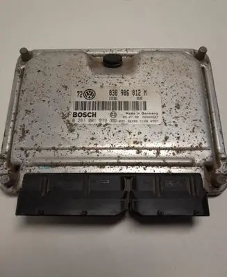 Volkswagen Golf IV Engine control unit/module 038906012M 0281001979 28SA4027