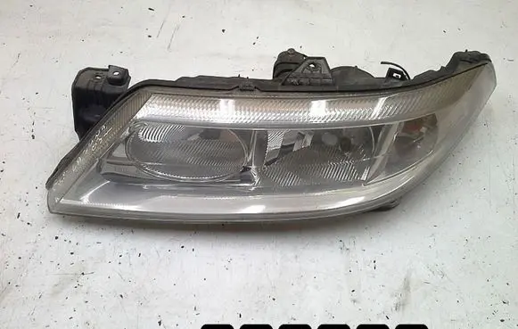 Renault Laguna II Headlight/headlamp 8200002845