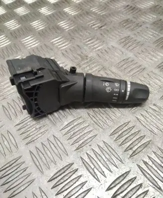 Nissan Primera Wiper control stalk 25260AV715