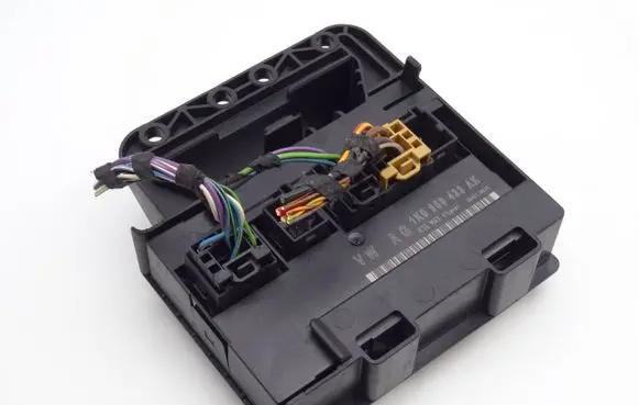 Seat Leon (1P) Comfort/convenience module 1K0959433AK
