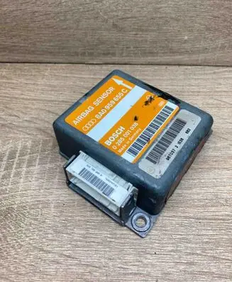 Audi A4 S4 B5 8D Airbag control unit/module 8A0959655C 0285001038