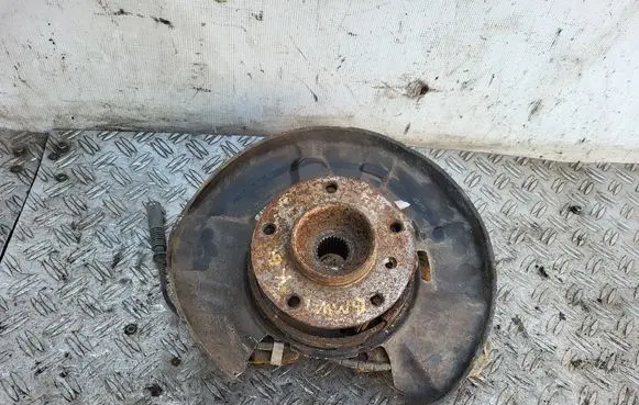 BMW 1 E81 E87 Rear wheel hub 4146612 PY06076 6762857
