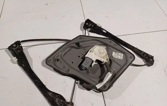 Skoda Superb B6 (3T) Sliding door window regulator with motor 