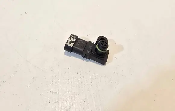 Opel Astra H Air pressure sensor 55563375 5WK96820 35017175
