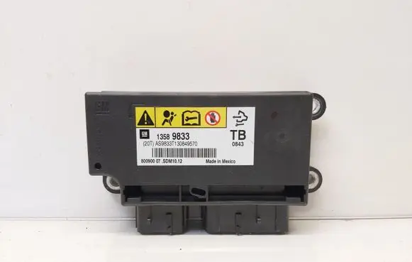 Opel Insignia A Airbag control unit/module 13589833