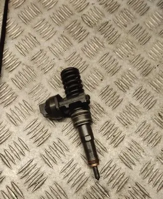 Audi A3 S3 8P Fuel injector 038130073bp