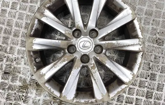 Lexus IS III XE30 R17 alloy rim 