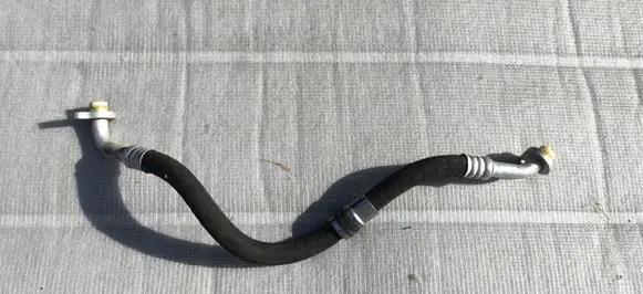 Volvo S60 Air conditioning (A/C) pipe/hose 32226736
