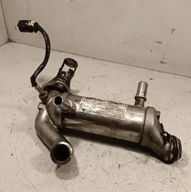 BMW X5 E70 EGR valve cooler 045384005