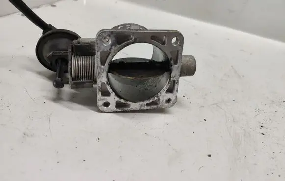 KIA Sorento Throttle valve