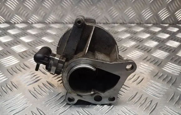 Renault Laguna II Vacuum pump D163322916 2B130404