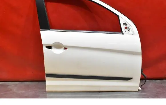 Mitsubishi ASX Front door 