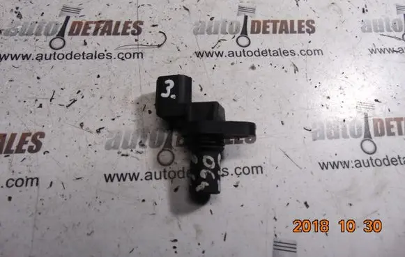 Mitsubishi Outlander Camshaft position sensor J5T30771