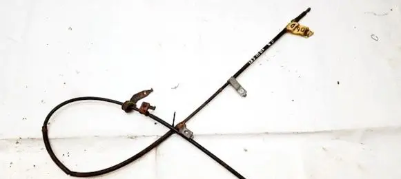 Handbrake/parking brake wiring cable