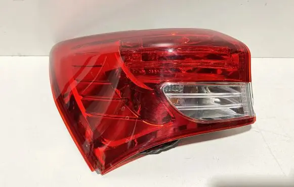 Hyundai ix20 Rear/tail lights 924011K0