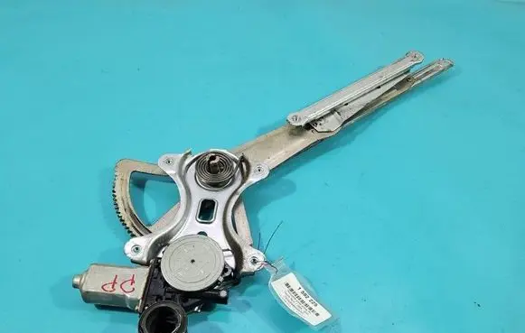 Toyota RAV 4 (XA20) Front door window regulator with motor 8571042070 IMPRK1592225