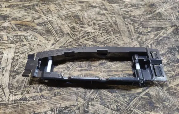 BMW 7 F01 F02 F03 F04 Other front door trim element 51417224214 13318810