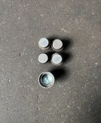 Volvo XC90 Nuts/bolts 