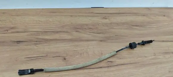 Volvo XC70 Front door cable line 
