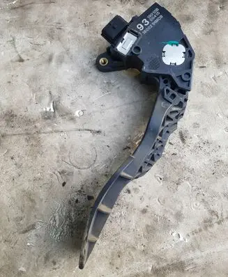 Nissan Micra Accelerator throttle pedal 180021HM0B