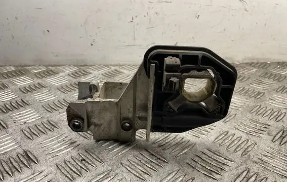 BMW 4 F36 Gran coupe Radiator mount bracket 8620732