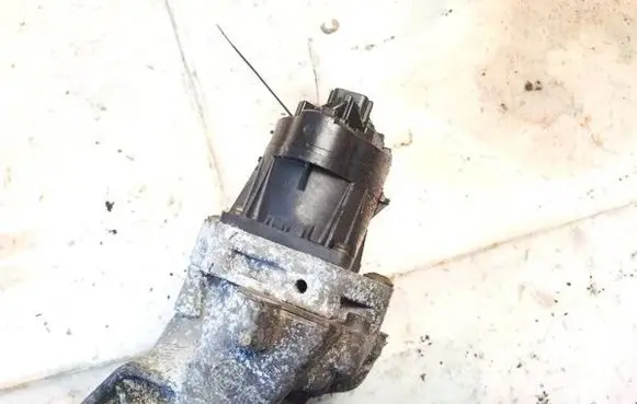 Opel Insignia A EGR valve 09315 0367 093150367
