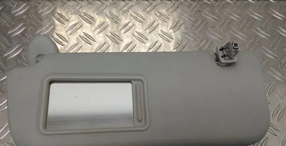Toyota Avensis T270 Sun visor
