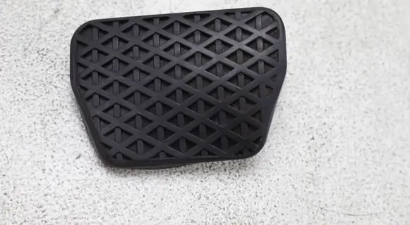 BMW X1 E84 Brake pedal 6855777