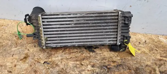 Ford Focus Intercooler radiator BV61-9L440-CJ