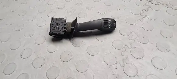 BMW 7 E38 Wiper control stalk 8352171