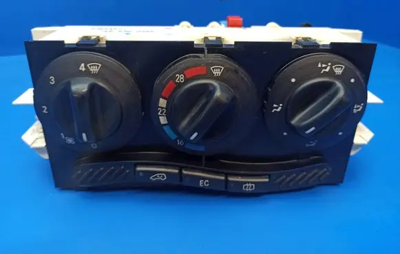 Mercedes-Benz A W168 Climate control unit 1688300485