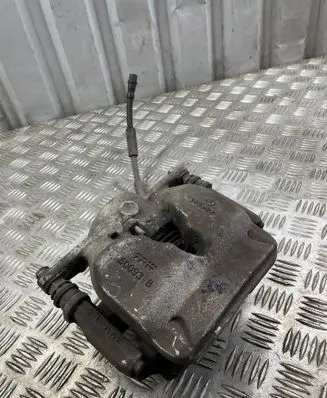 Mercedes-Benz C W205 Front brake caliper 50093B