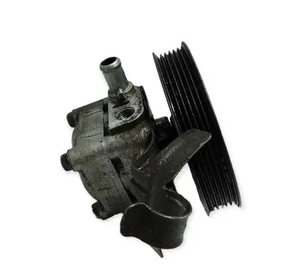 Volvo XC70 Power steering pump 9485757 08683377