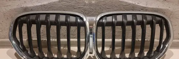 BMW X1 F48 F49 Front grill 185178