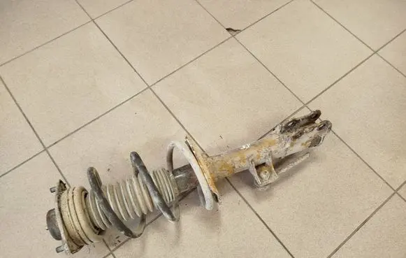 KIA Sportage Front shock absorber with coil spring 