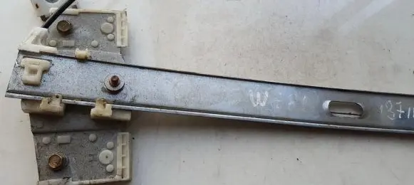 Mazda 2 Sliding door window regulator with motor