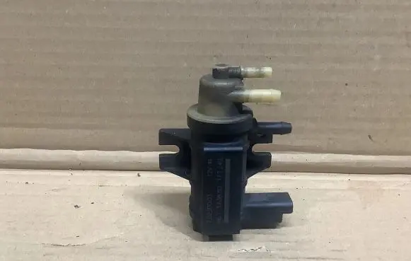 Peugeot 508 Turbo solenoid valve 9677363880 70230003