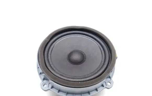 KIA Xceed Front door speaker 96330-J7100 08024-H2233 8941043401A