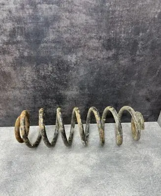 Volkswagen Touran I Rear coil spring