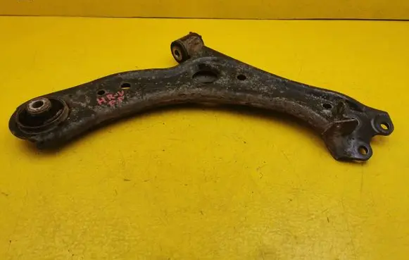 Honda HR-V Front lower control arm/wishbone 560532043