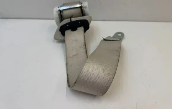 BMW 6 F12 F13 Rear seatbelt 726873403