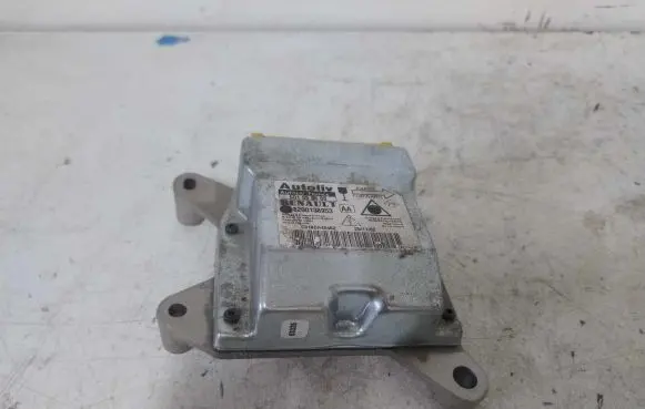 Renault Laguna II Airbag control unit/module 8200138953