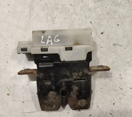 Renault Laguna II Tailgate/trunk/boot lock/catch/latch 8200000898