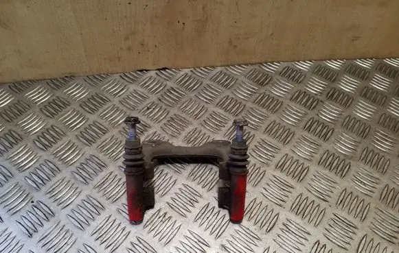 Volkswagen Scirocco Brake caliper pad carrier rear 