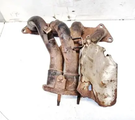 Mitsubishi Galant Exhaust manifold