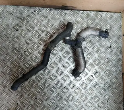 Ford Mondeo MK IV Engine coolant pipe/hose