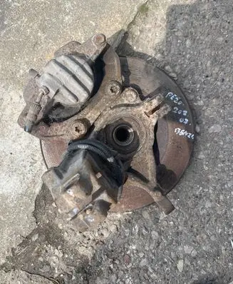 Peugeot 207 Front wheel hub