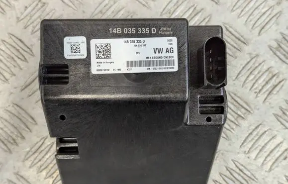 Volkswagen ID.7 Subwoofer speaker 14B035335D