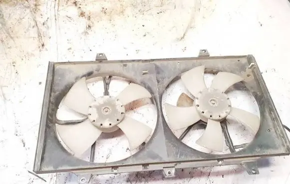 Nissan Prairie Radiator cooling fan shroud