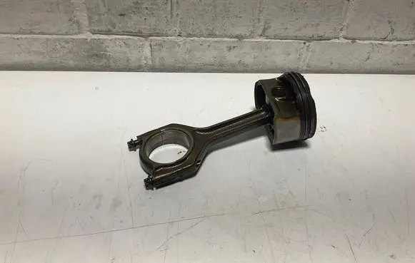 BMW 3 E92 E93 Piston with connecting rod 7589201